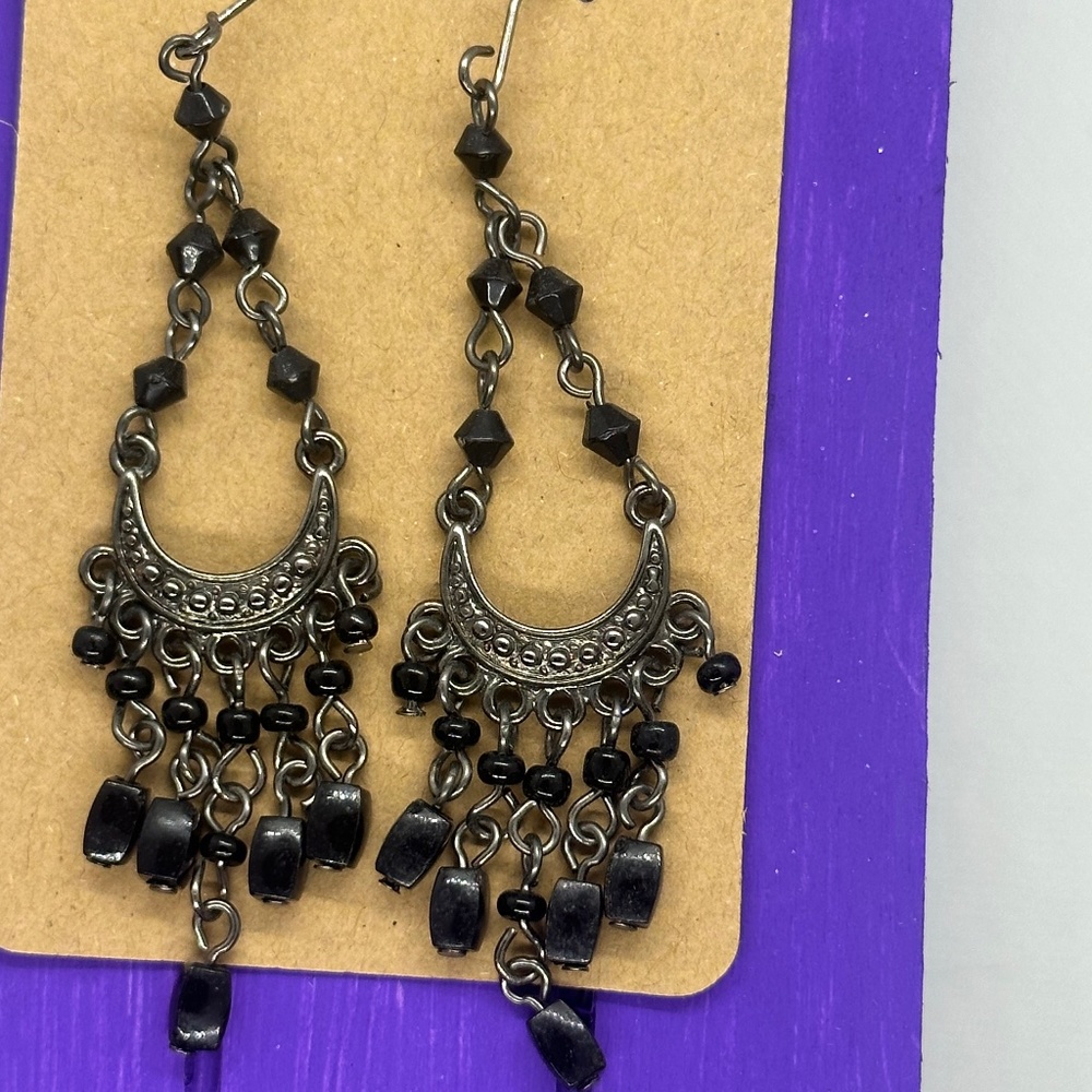 🦋Mini Black Chandieliers